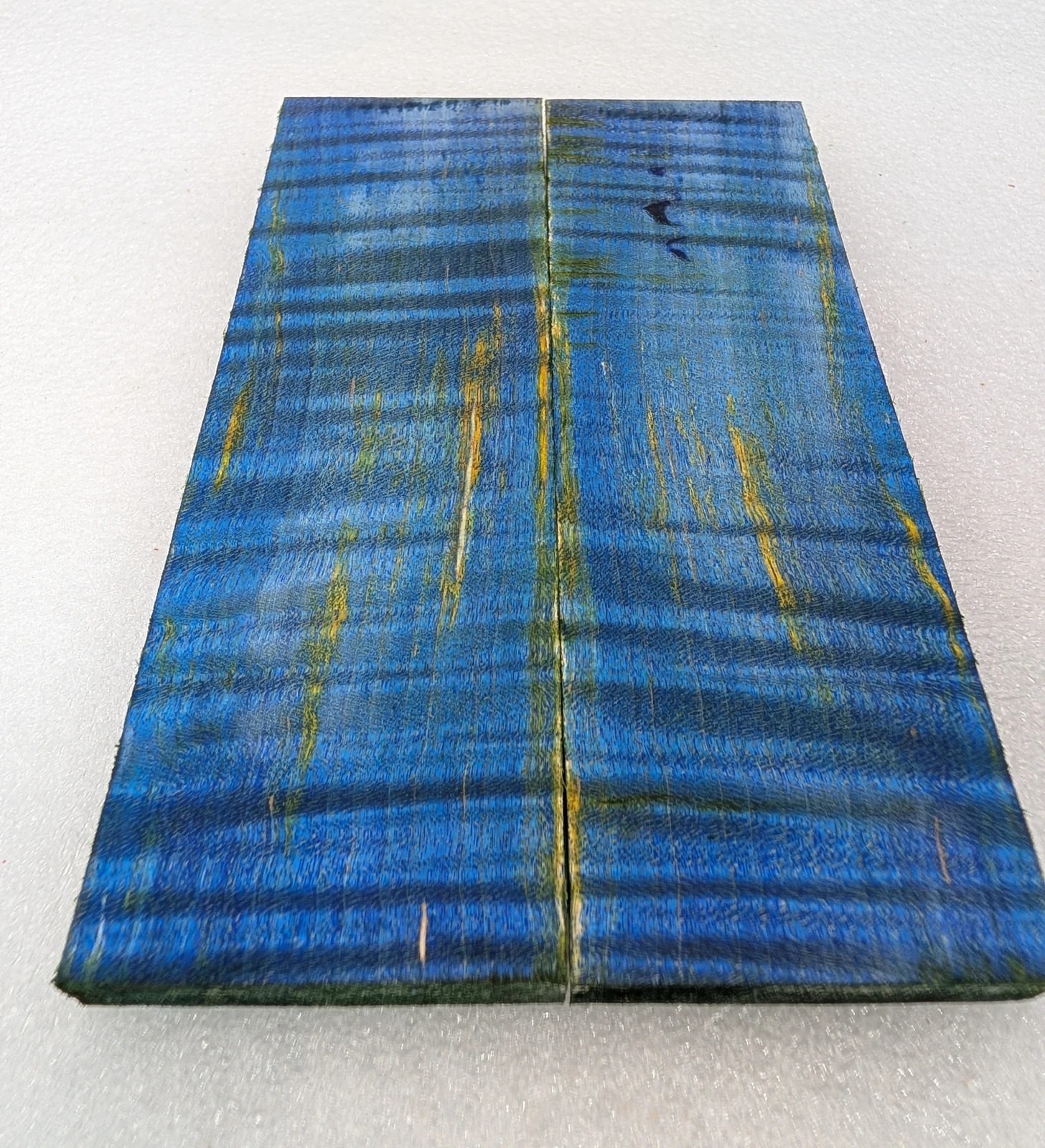 Matched Quilted Maple Knife Scales – Electric Blue Dyed (6x2x0.375)