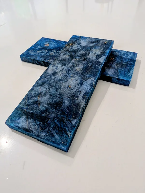 AAA Stabilized Electric Blue Dyed Maple Burl Knife Scales (5x2x0.25) — photo 3